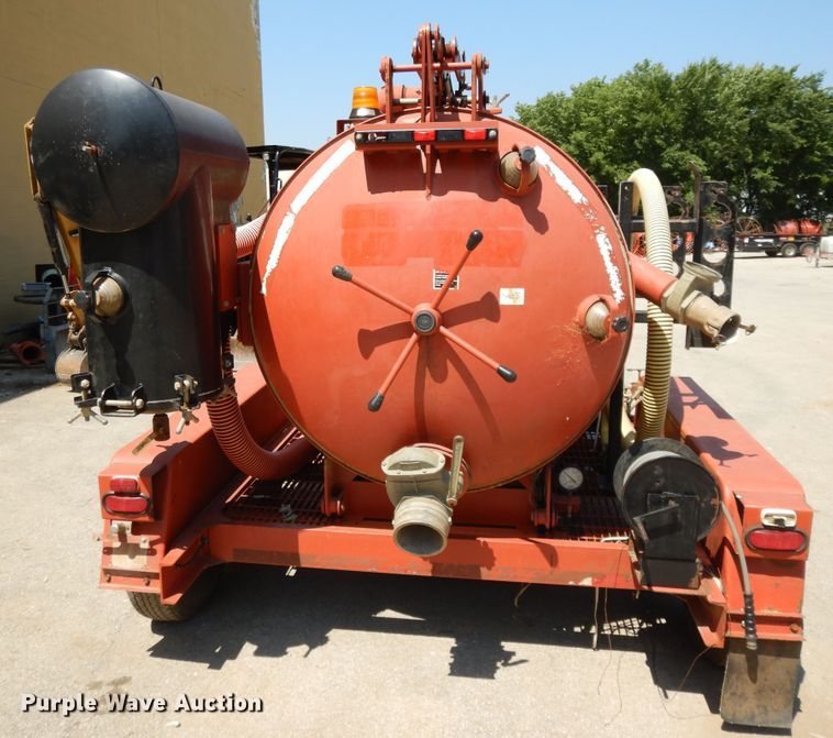 image for item DG7834 2011 Ditch Witch FX30 vaccum excavator