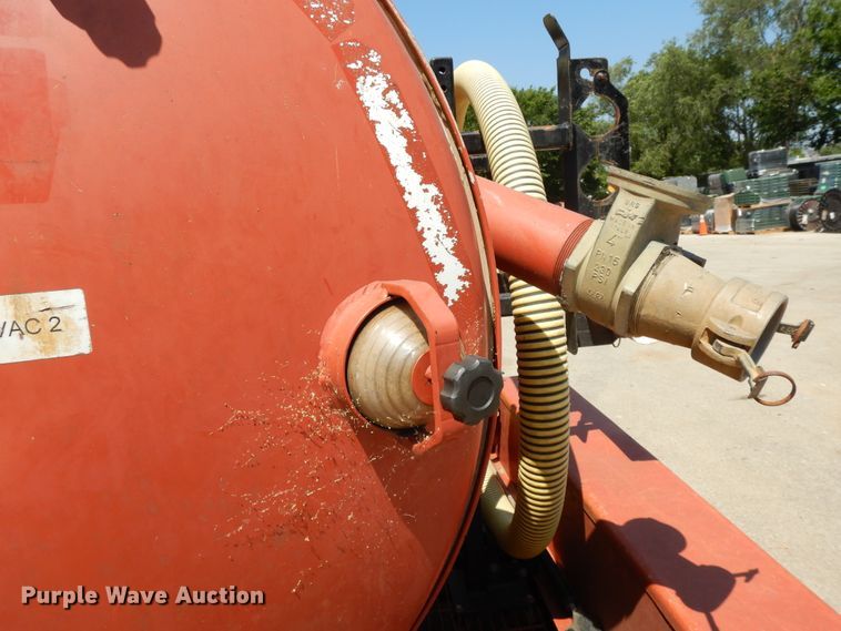 image for item DG7834 2011 Ditch Witch FX30 vaccum excavator