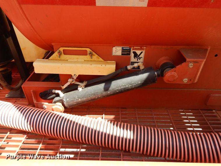 image for item DG7834 2011 Ditch Witch FX30 vaccum excavator