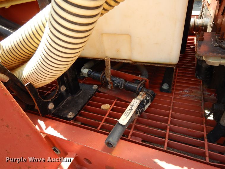 image for item DG7834 2011 Ditch Witch FX30 vaccum excavator