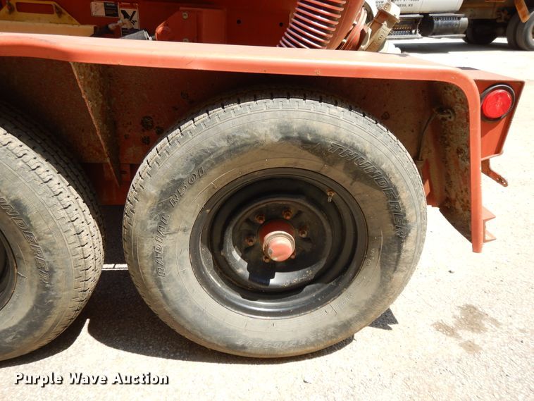 image for item DG7834 2011 Ditch Witch FX30 vaccum excavator