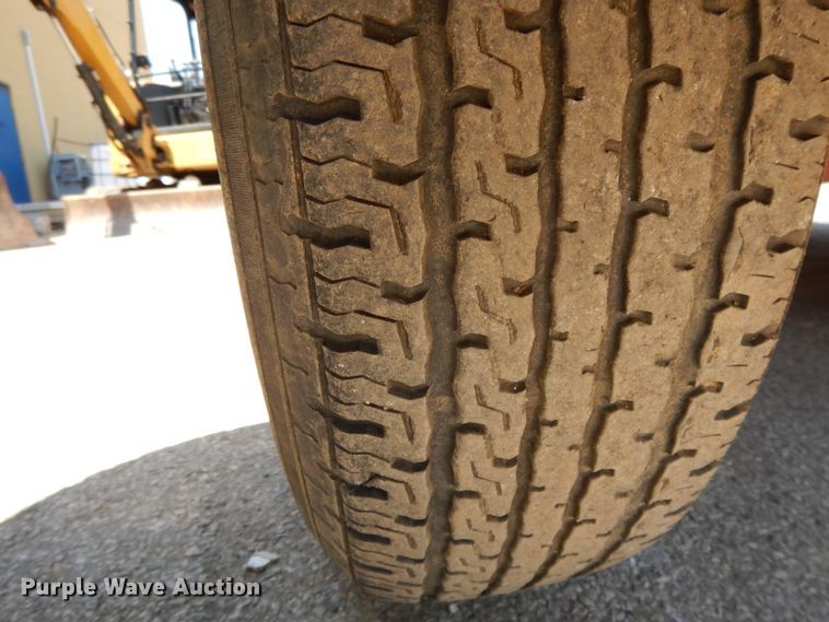 image for item DG7834 2011 Ditch Witch FX30 vaccum excavator