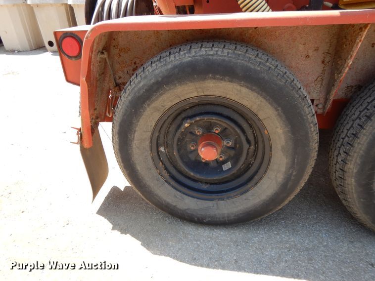 image for item DG7834 2011 Ditch Witch FX30 vaccum excavator