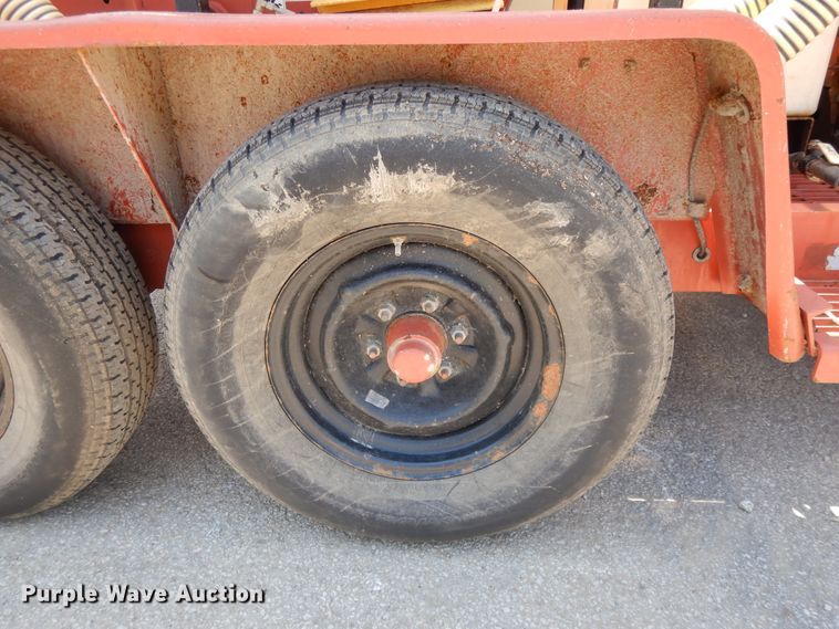 image for item DG7834 2011 Ditch Witch FX30 vaccum excavator