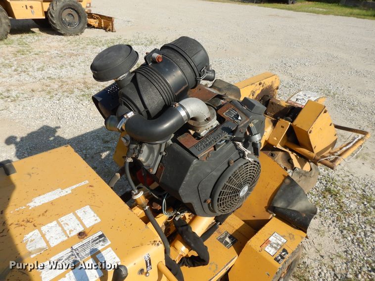 image for item DG7964 2001 Vermeer SC252 stump grinder