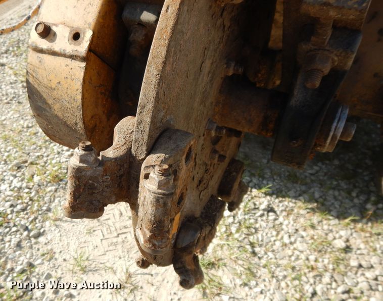 image for item DG7964 2001 Vermeer SC252 stump grinder