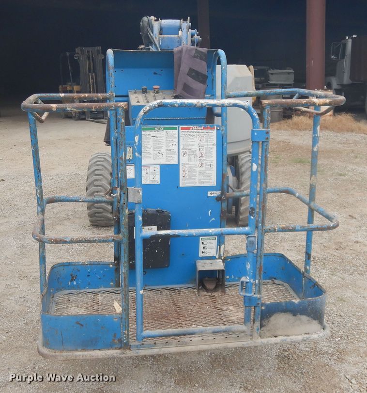 image for item DG7982 2007 Genie Z34/22  boom lift