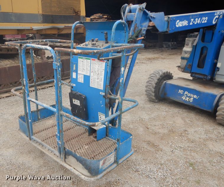 image for item DG7982 2007 Genie Z34/22  boom lift