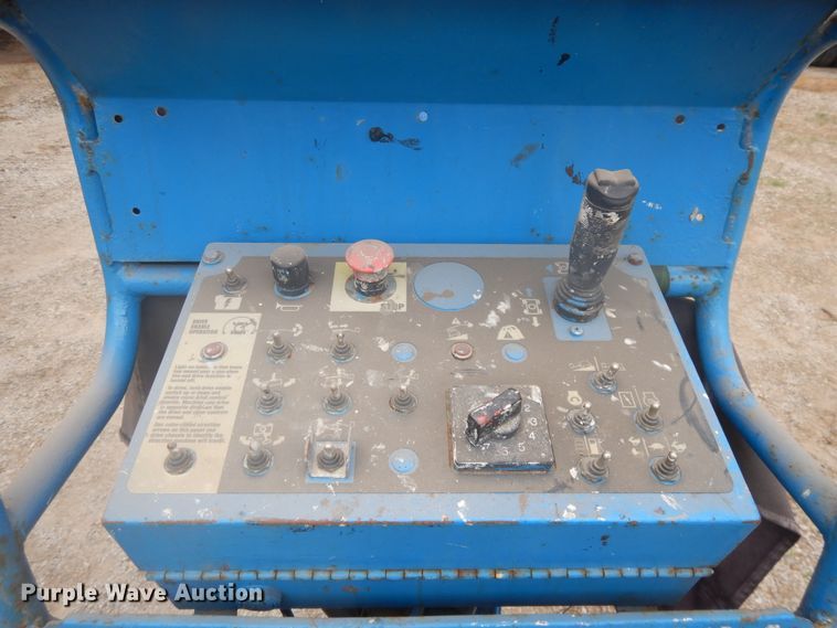 image for item DG7982 2007 Genie Z34/22  boom lift