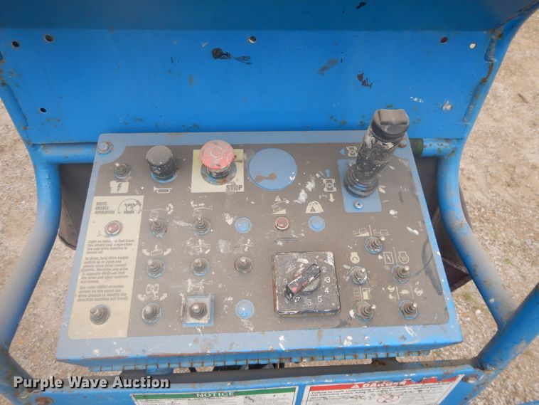 image for item DG7982 2007 Genie Z34/22  boom lift