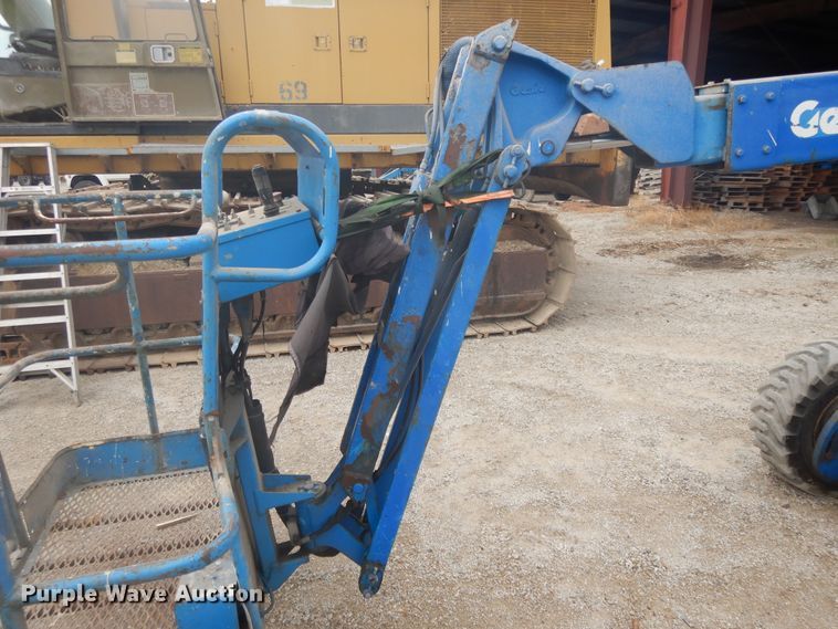 image for item DG7982 2007 Genie Z34/22  boom lift