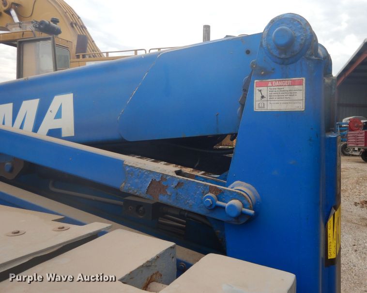 image for item DG7982 2007 Genie Z34/22  boom lift