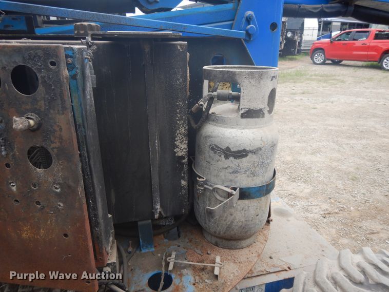 image for item DG7982 2007 Genie Z34/22  boom lift