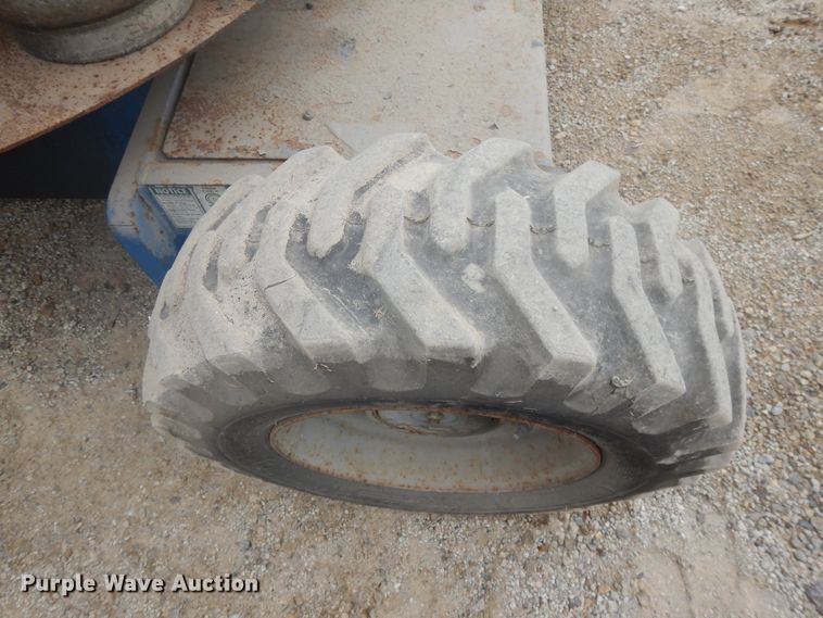 image for item DG7982 2007 Genie Z34/22  boom lift