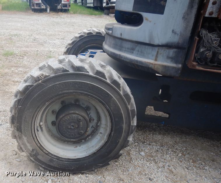 image for item DG7982 2007 Genie Z34/22  boom lift