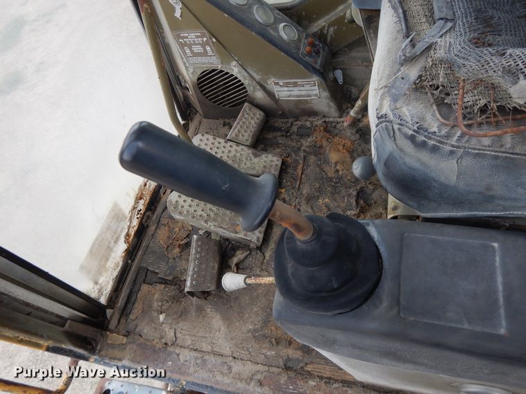 image for item DG7983 1985 Caterpillar 245  hydraulic excavator