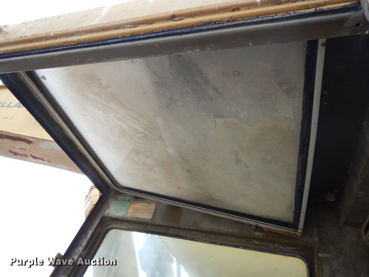 image for item DG7983 1985 Caterpillar 245  hydraulic excavator