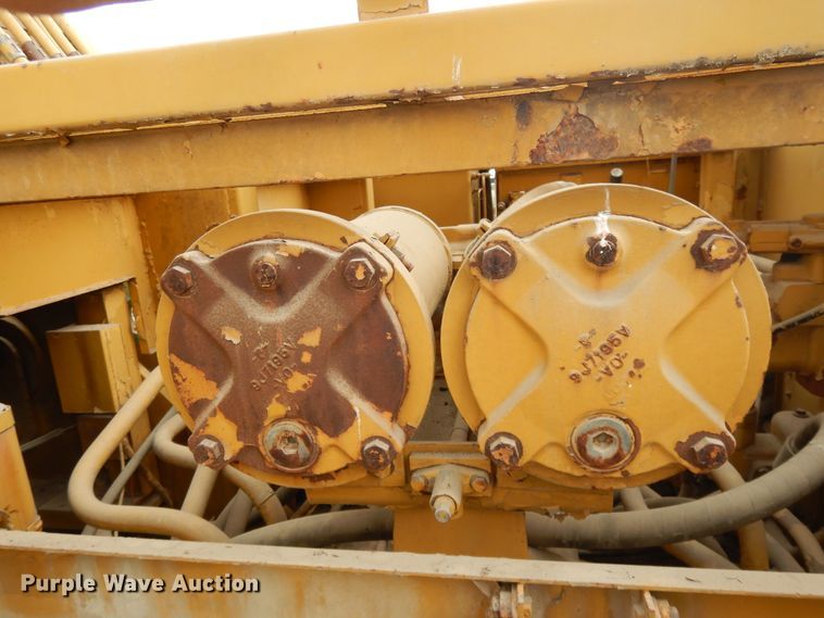 image for item DG7983 1985 Caterpillar 245  hydraulic excavator
