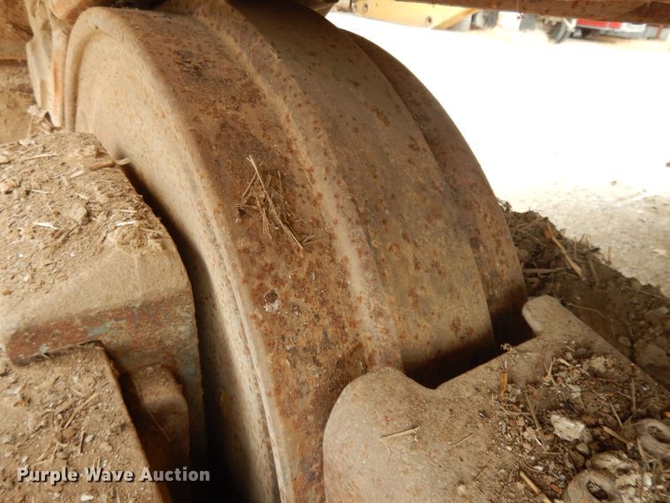 image for item DG7983 1985 Caterpillar 245  hydraulic excavator