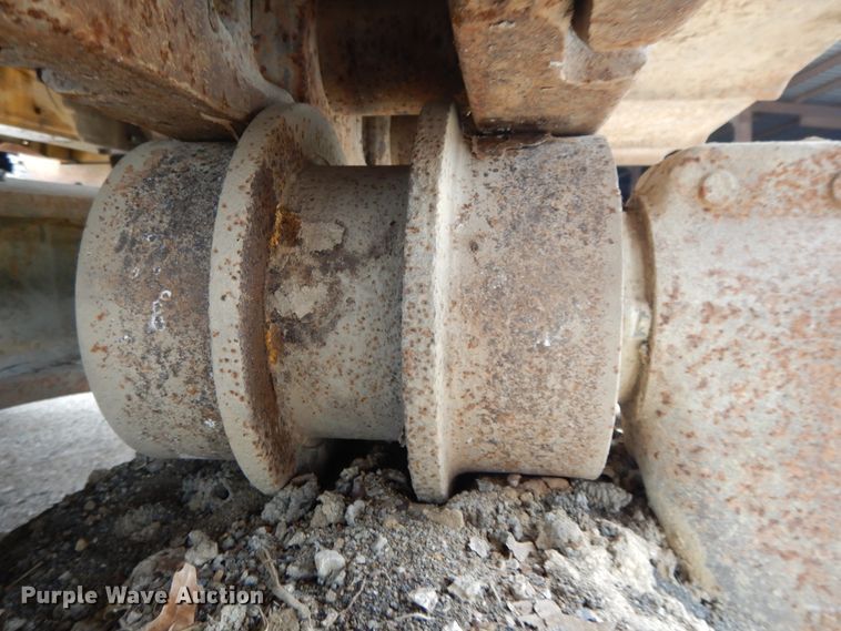 image for item DG7983 1985 Caterpillar 245  hydraulic excavator