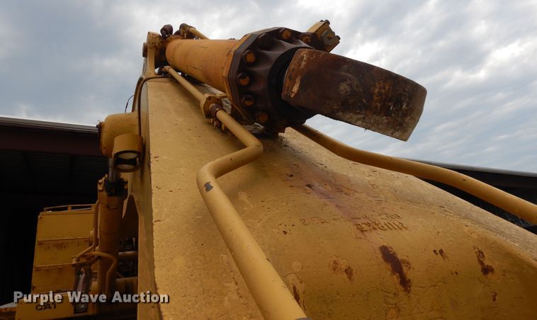 image for item DG7983 1985 Caterpillar 245  hydraulic excavator