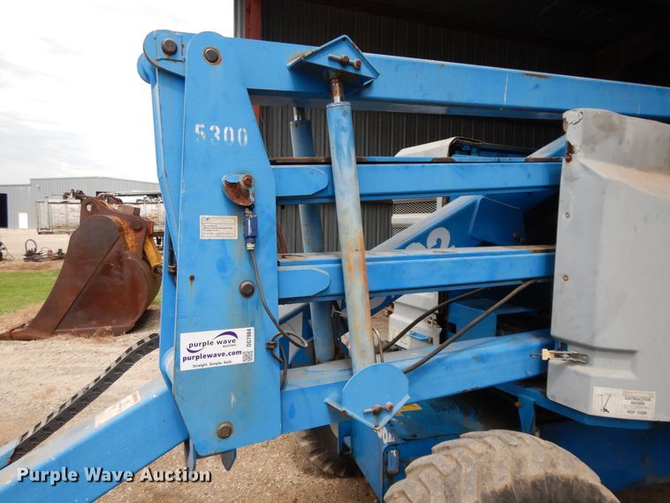 image for item DG7984 1997 Genie Z45/22  boom lift