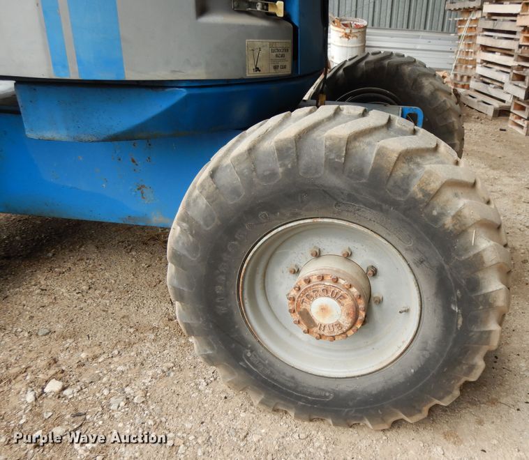 image for item DG7984 1997 Genie Z45/22  boom lift