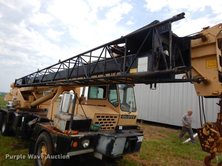 image for item DG7985 Grove TMS250C  crane