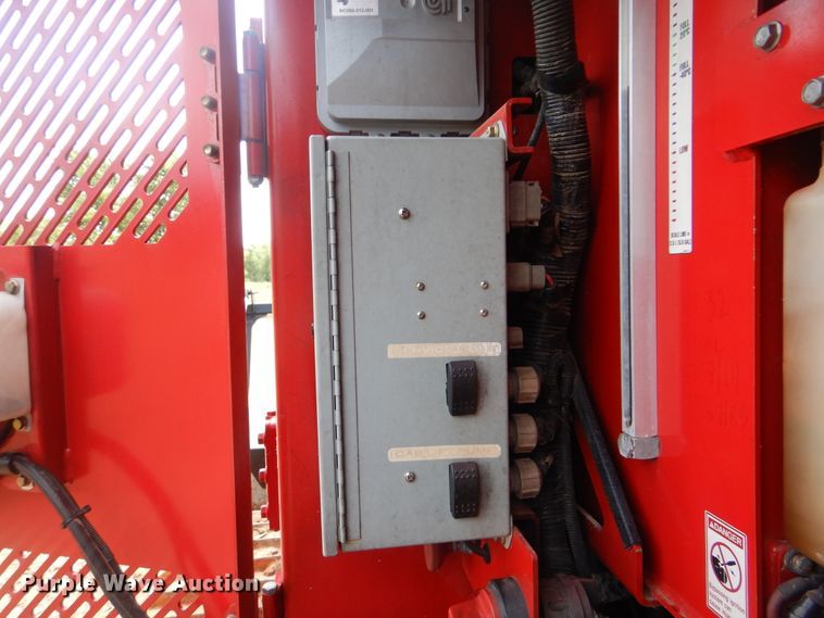 image for item DG8620 2013 Lamtrac LTR8300T  mulcher