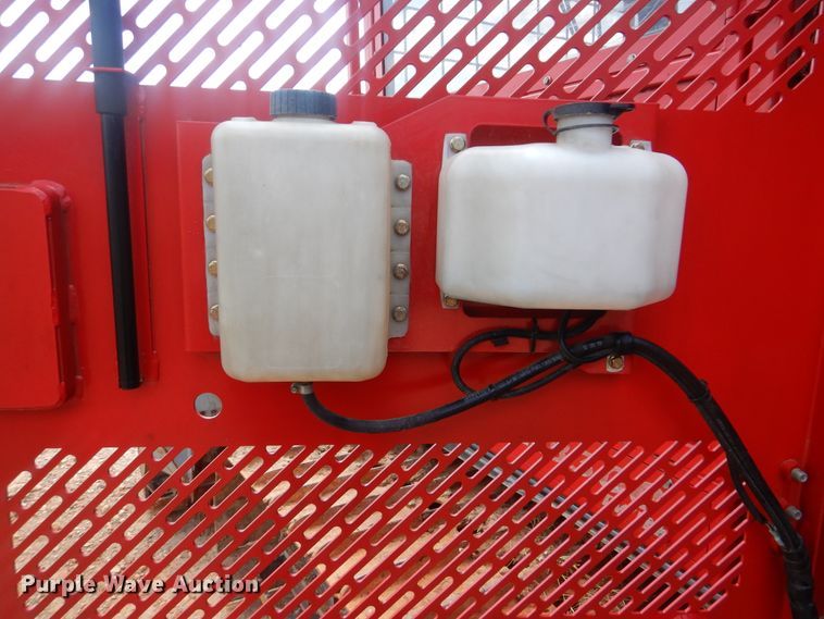 image for item DG8620 2013 Lamtrac LTR8300T  mulcher