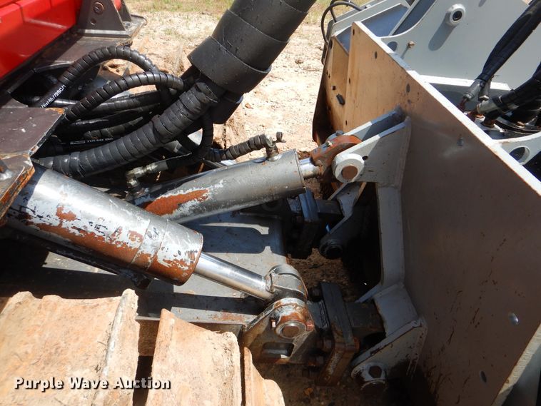 image for item DG8620 2013 Lamtrac LTR8300T  mulcher