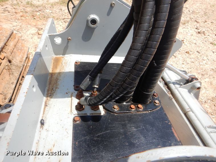 image for item DG8620 2013 Lamtrac LTR8300T  mulcher