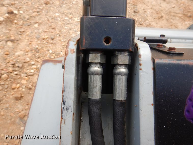 image for item DG8620 2013 Lamtrac LTR8300T  mulcher