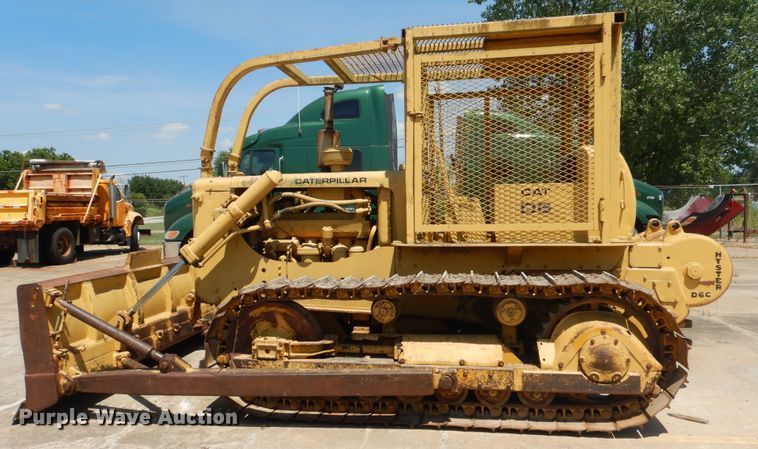 image for item DG8642 1961 Caterpillar D6B  dozer