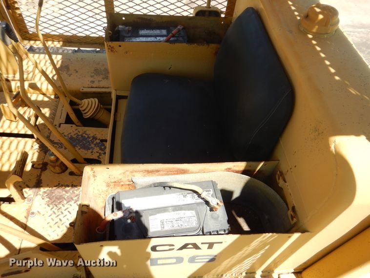 image for item DG8642 1961 Caterpillar D6B  dozer