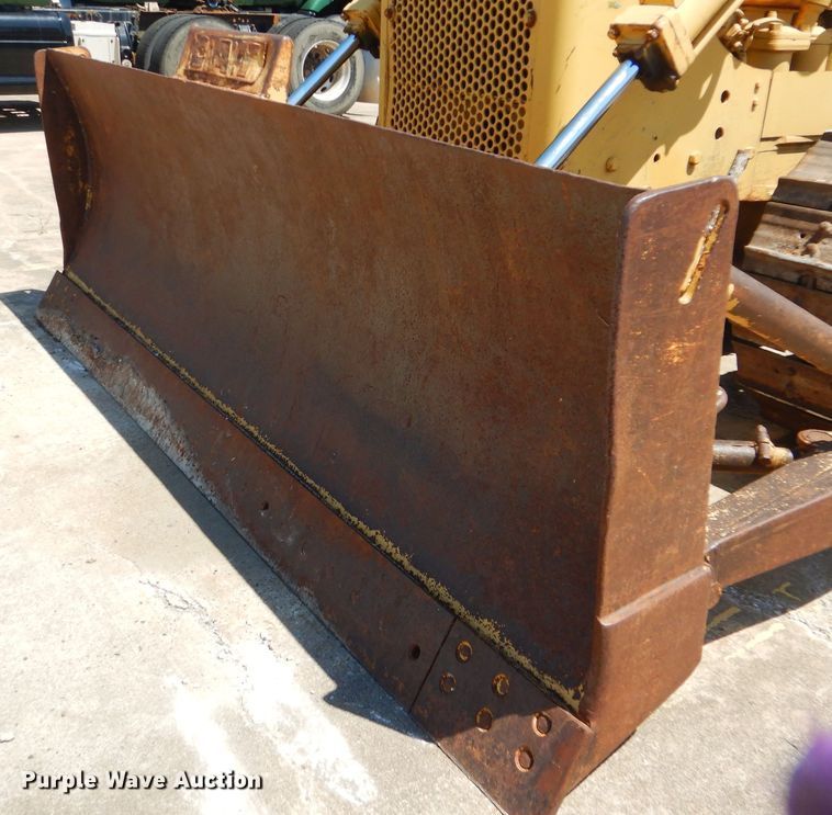 image for item DG8642 1961 Caterpillar D6B  dozer
