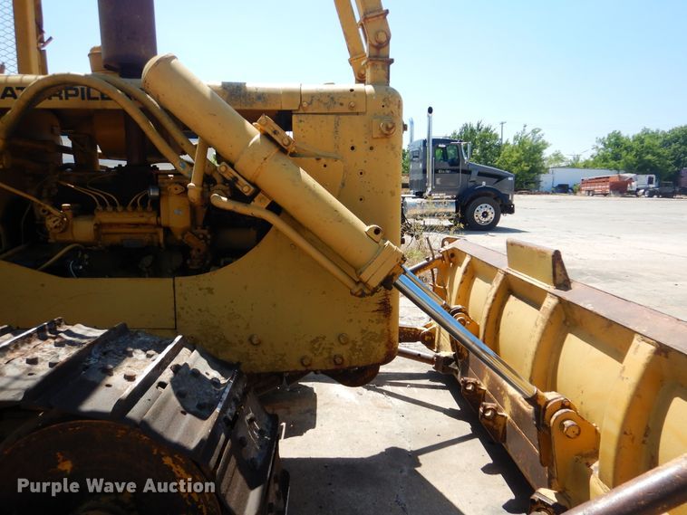 image for item DG8642 1961 Caterpillar D6B  dozer