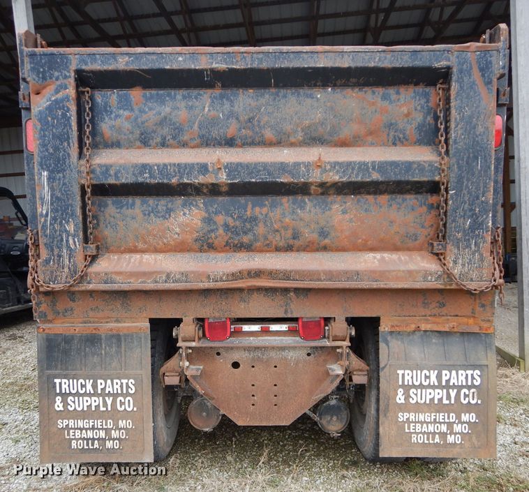 image for item DH4447 1985 Kenworth W900 dump truck