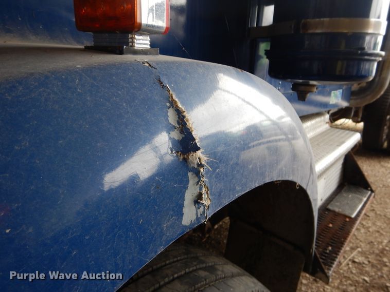 image for item DH4447 1985 Kenworth W900 dump truck