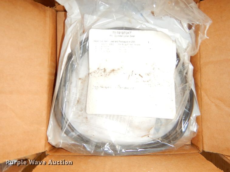 image for item DH4447 1985 Kenworth W900 dump truck