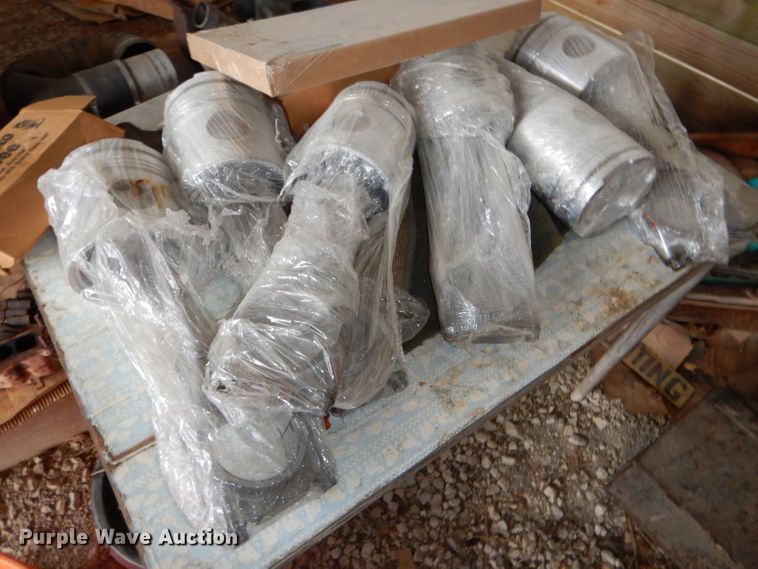 image for item DH4447 1985 Kenworth W900 dump truck