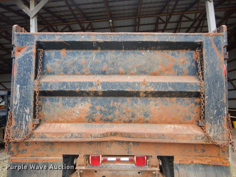 image for item DH4447 1985 Kenworth W900 dump truck