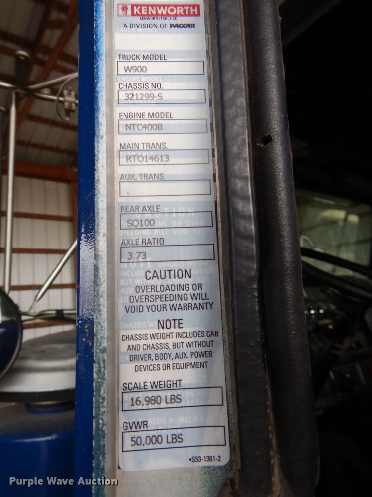 image for item DH4447 1985 Kenworth W900 dump truck