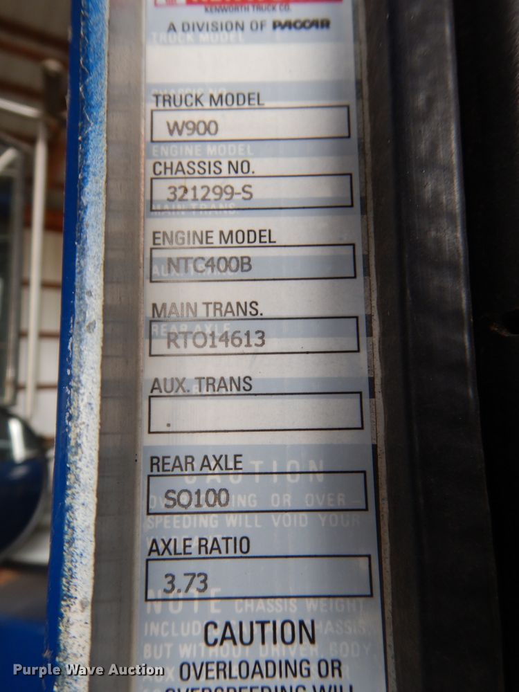 image for item DH4447 1985 Kenworth W900 dump truck