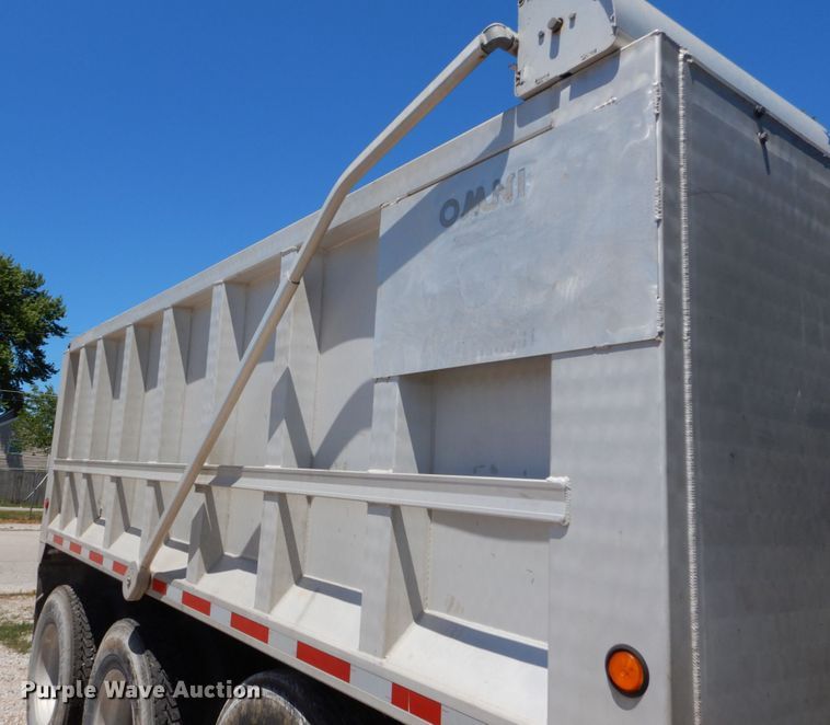 image for item DH5115 2005 Mack CXN613  dump truck