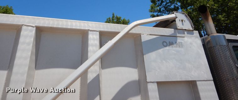 image for item DH5115 2005 Mack CXN613  dump truck