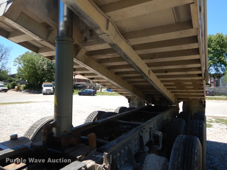 image for item DH5115 2005 Mack CXN613  dump truck