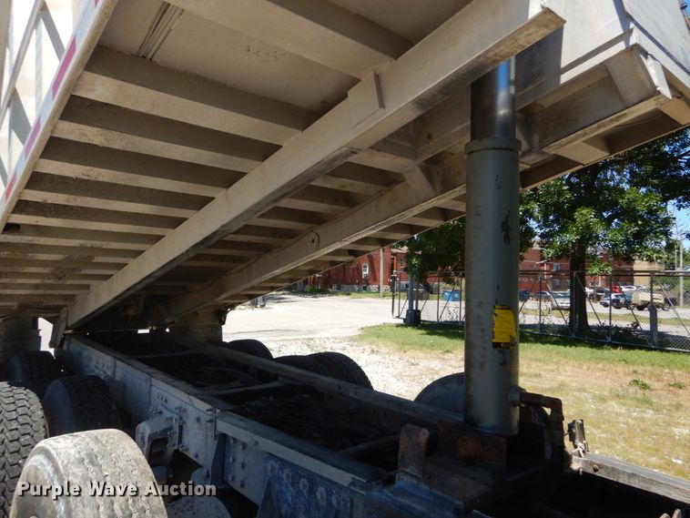 image for item DH5115 2005 Mack CXN613  dump truck