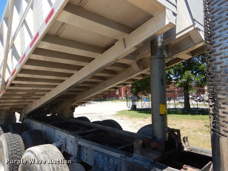 image for item DH5115 2005 Mack CXN613  dump truck