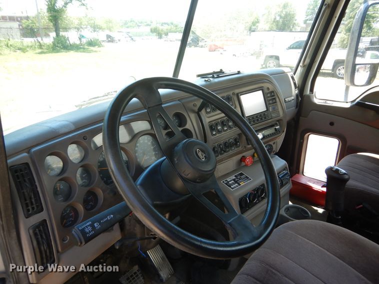 image for item DH5115 2005 Mack CXN613  dump truck